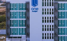 วัน บัดเจท เชียงราย สนามบิน One Budget Hotel Chiangrai Airport